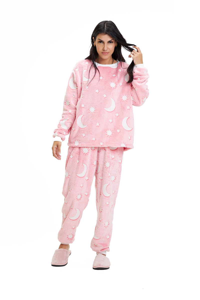 Pijama Adulto em Fleece Feminino Brilha no Escuro - Estrelas Lua Rosa